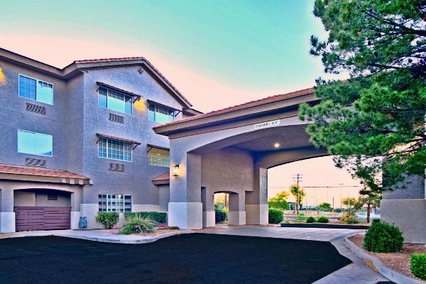Comfort Inn & Suites Sierra Vista near Ft Huachuca image 3